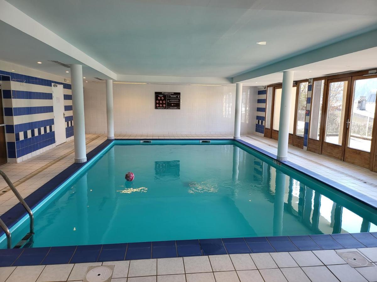 Appartement Dans Chalet Avec Piscine Couverte Saint-Gervais-les-Bains Exterior foto